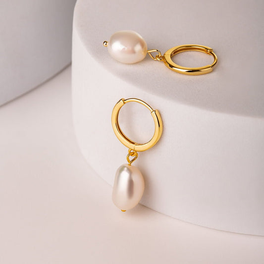 Minimalistyczne kolczyki - Pozłacane z Perłami - Bejesa