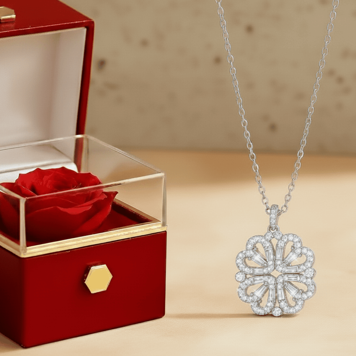 Eleganckie Pudełko z Wieczną Różą - Naszyjnik Koniczyna Serc - Prezent dla Niej - Bejesa